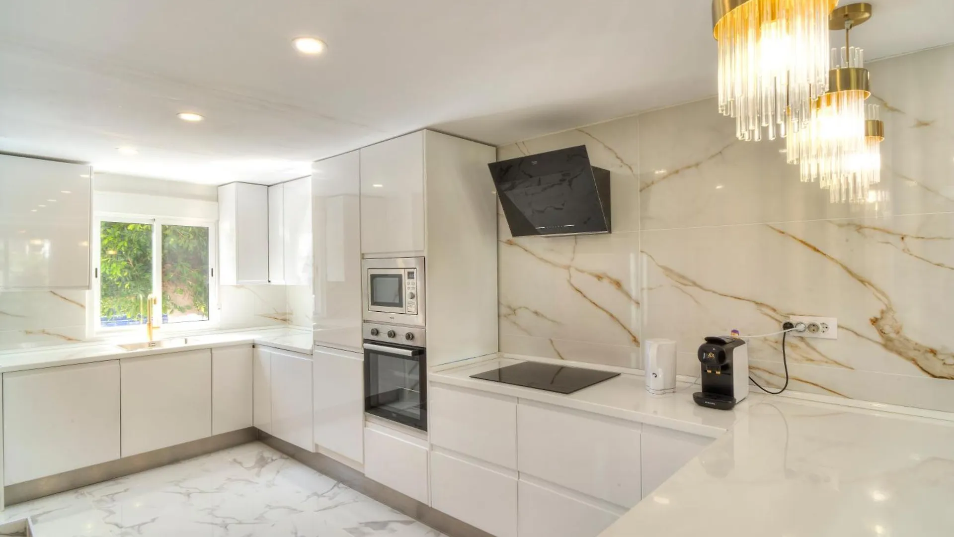Serenity Luxury , Puerto Banus Marbella 0*,  Španělsko