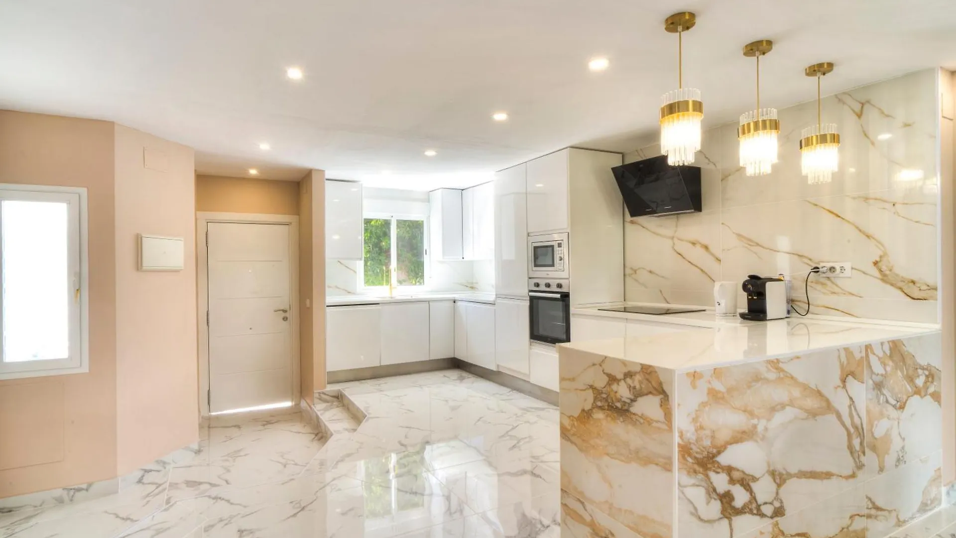 Urb. Los Naranjos de Marbella, Manzana 3, 0*, Marbella