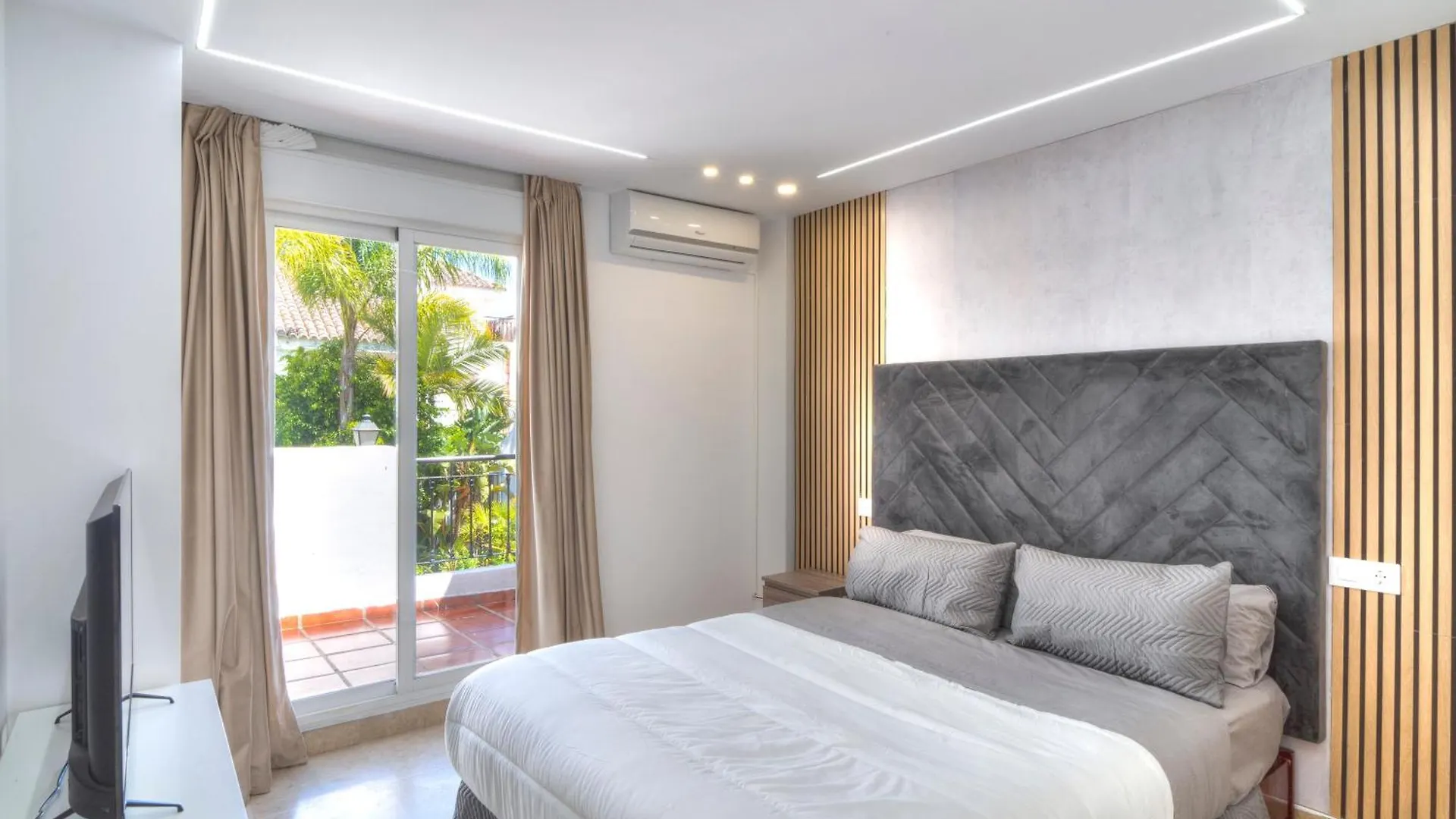 Serenity Luxury , Puerto Banus Marbella